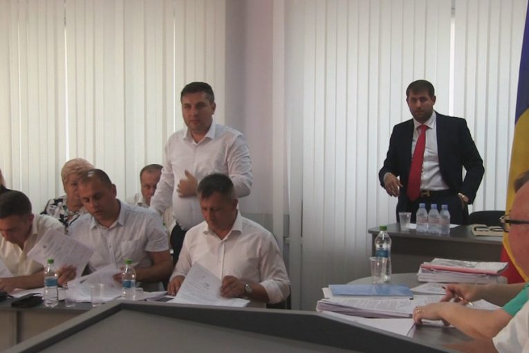 Şedinţa CM Orhei: Absența câtorva consilieri, estompată de prezența lui Șor