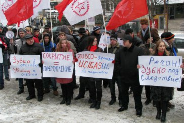 Comuniştii au ieşit în stradă să ceară demisia lui Zubco