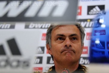 Jose Mourinho  este  cel mai bun antrenor de club din lume în 2012