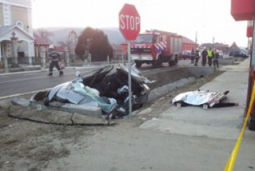 Doi cetăţeni moldoveni au decedat într-un accident în judeţul Cluj, România VIDEO