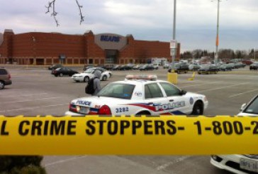 Incident armat la un centru comercial din Toronto: Cel puţin un mort şi doi răniţi