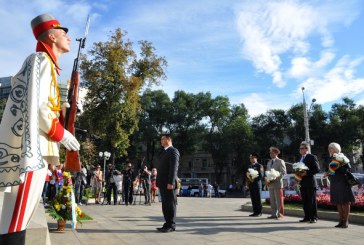 Ziua Armatei Naţionale – sărbătorită în toate garnizoanele militare