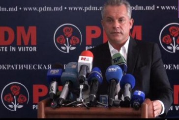 Vlad Plahotniuc îşi depune mandatul de deputat