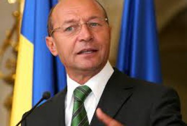 Băsescu: Dacă Guvernul Sturza nu obţine votul Parlamentului, Plahotniuc merită expulzat