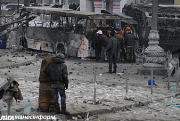 Lupte de stradă la Kiev. Protestatarii şi forţele de ordine se regrupează VIDEO