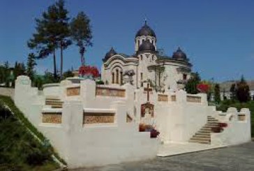 Parlamentul a votat în prima lectură preluarea datoriei mănăstirii Curchi către Glorinal