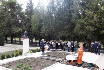 Bustul lui Ion Pelivan a fost  inaugurat în comuna ce-i poartă numele/ #Moldova #Orhei