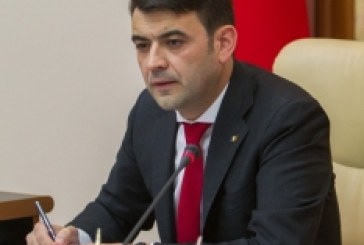 Premierul Chiril Gaburici solicită demararea unei anchete în cazul concesionării Aeroportului Chișinău