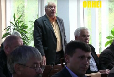 VIDEO Despre fracţiunea PLDM în CR Orhei şi atitudinea  NĂNAŞULUI faţă de Petru Ştirbate