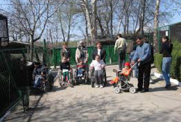 Copiii cu DIZABILITĂŢI locomotorii, în atenţia unui PROIECT lansat la Peresecina