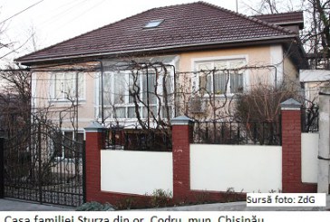FOTO: Casa lui Ion Sturza din or.Codru. Comparaţi cu unele  IMOBILE din  Orhei