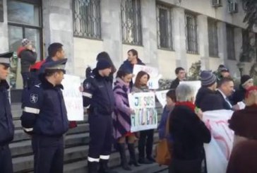 Protest în fața Procuraturii Generale la Chișinău