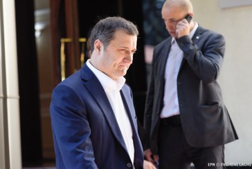 Fostul premier Vlad Filat dus la spital în urma unui mic accident
