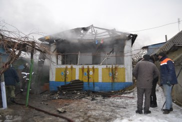 Un incendiu la  Berezlogi, Orhei a luat VIAŢA une femei FOTO