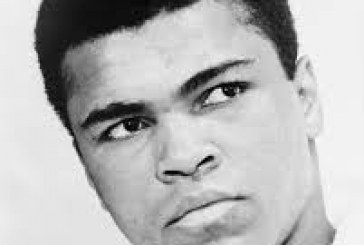 Muhammad Ali  a murit la 74 de ani