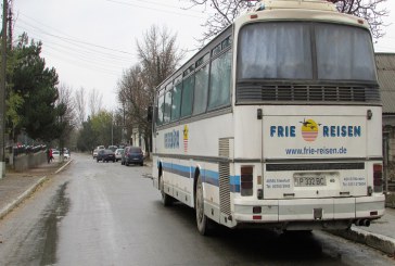 Alegătorii din Transnistria, aduşi la VOTARE cu autobuzele