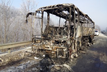 Un autobuz “MAN”, făcut scrum nu departe de Orhei FOTO