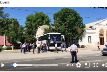 Miting pentru votul mixt , cu participarea PD, în câteva localități