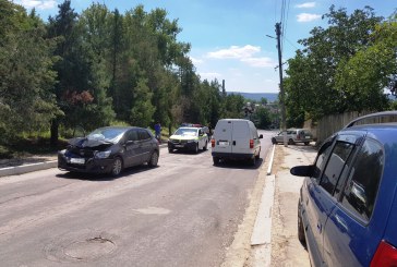 Accident pe strada Eliberării din Orhei FOTO