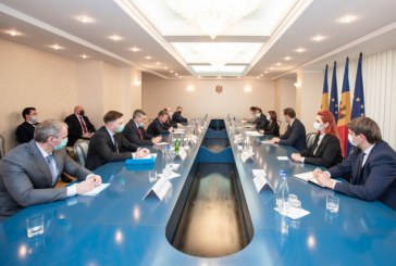 Președintele Maia Sandu a discutat cu șeful-adjunct al administrației președintelui Federației Ruse, Dmitri Kozak