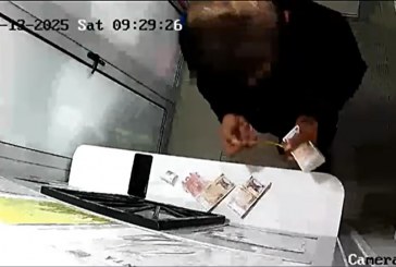 Un medic de pe ambulanță a vândut un lanț de aur sustras de la un pacient implicat într-un accident mortal produs în raionul Orhei